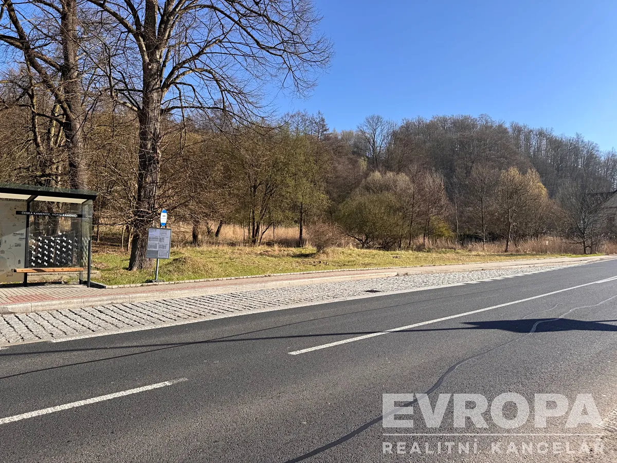 Prodej pozemku 714 m²
